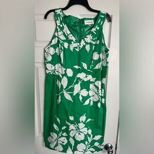 Studio I Green/White Floral Beaded Detail V Neck Sleeveless Dress Size 16